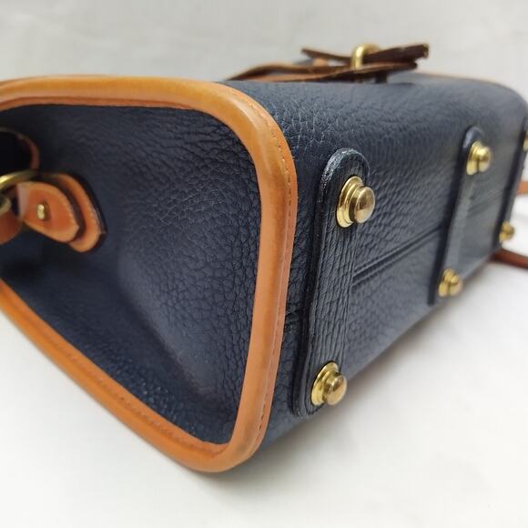 Dooney & Bourke Black Pebbled Leather Crossbody Bag - Vintage Made in USA - Picture 8 of 16